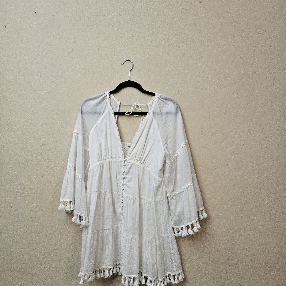 Alice and Olivia beach cover up